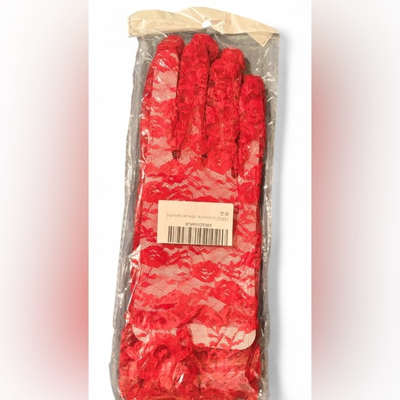 Elegant Red Lace Mesh Veil Gloves Size OS (New with Tag) - Picture 2 of 3
